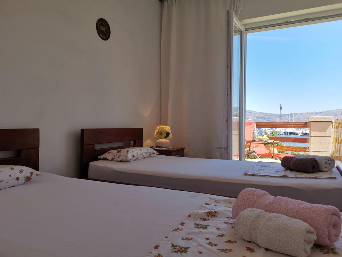 Apartments Lumbardina ルンバルダ エクステリア 写真