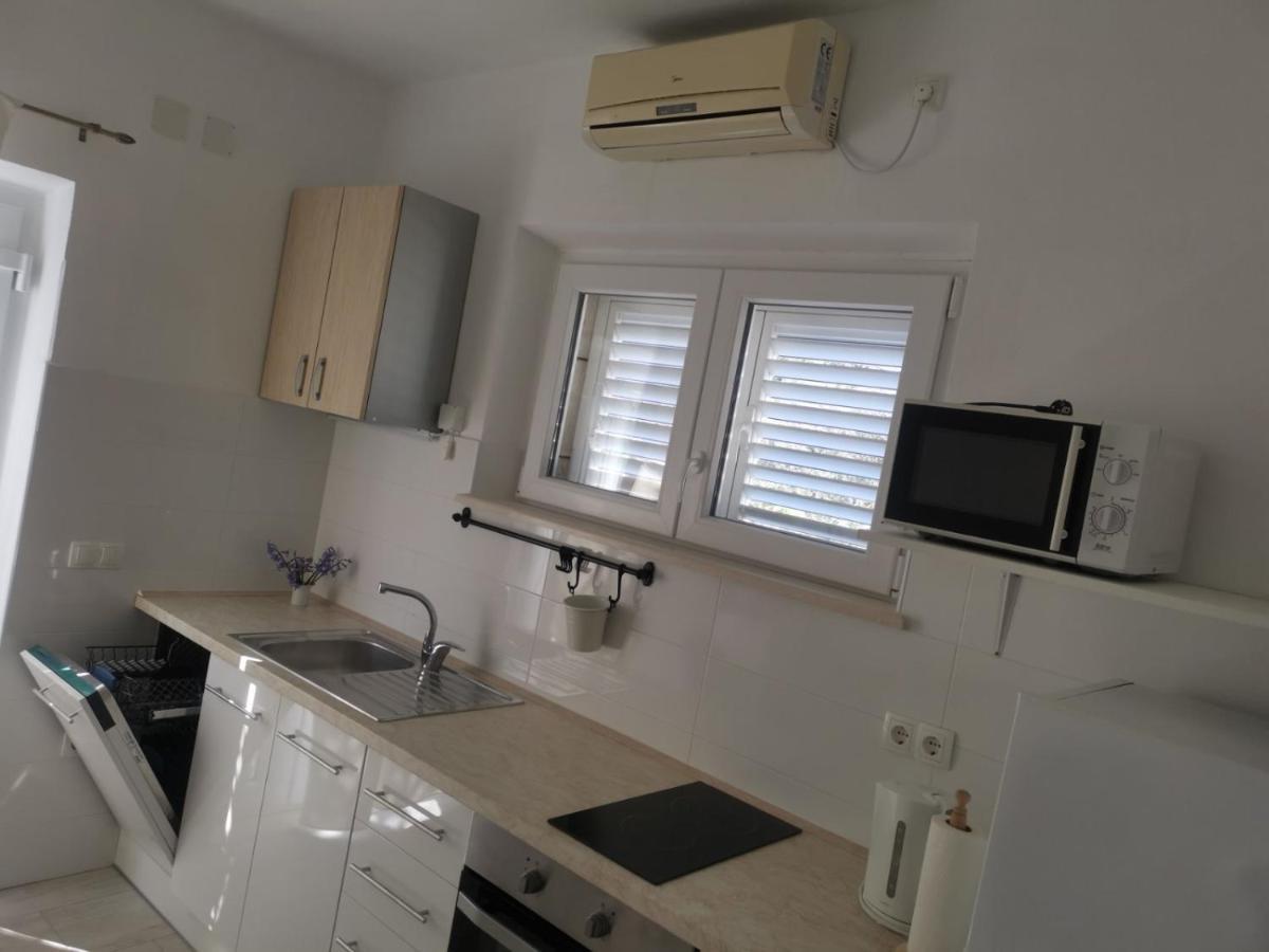 Apartments Lumbardina ルンバルダ エクステリア 写真